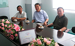中國潤(rùn)滑脂協(xié)會(huì)秘書長(zhǎng)來我司參觀考察